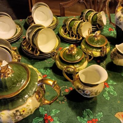 Serviço de Chá antigo composto por 24 peças